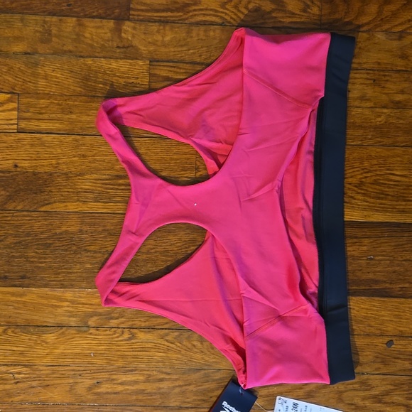 Reebok Sports Bra in Plus Size 3XL - Picture 4 of 5
